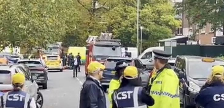 Стармер повика на одложување на пропалестинските протести поради нападот врз синагогата