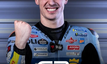 МотоГП: Деби победа за Алдегер, шампионот Маркез се повреди