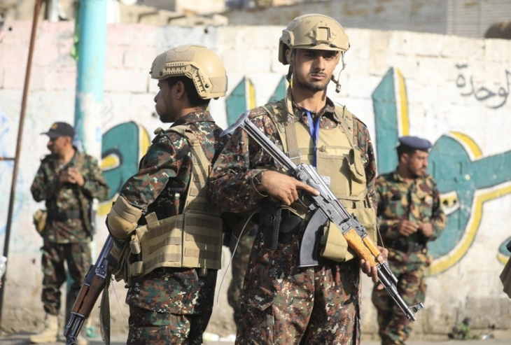 Хутите приведоа најмалку десет вработени во ОН во Сана