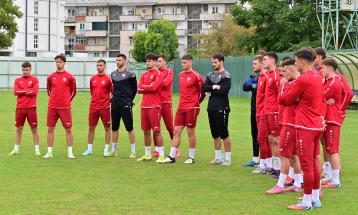 Младата репрезентација ги почна подготовките за дуелите со Ерменија и Црна Гора