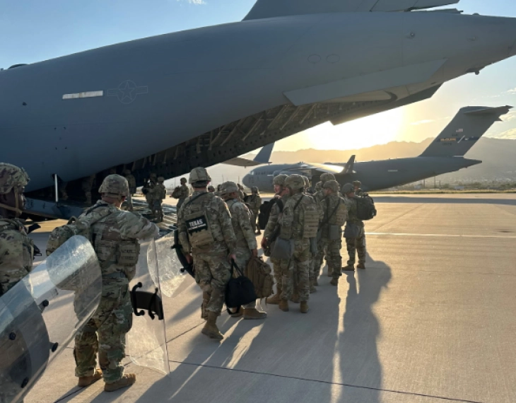 Војници од Националната гарда на Тексас пристигнаа во Илиноис