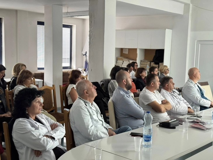 Мултидисциплинарен состанок за третман на пациентите со дијабетес тип 2,  хронична бубрежна болест и срцева слабост