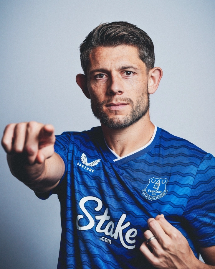 Тарковски уште две години во Евертон