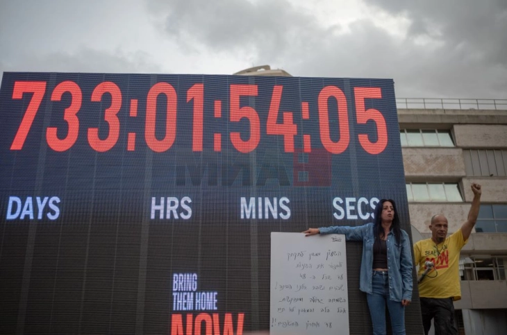 Familjet e pengjeve izraelite e përshëndetën marrëveshjen për kthimin e tyre