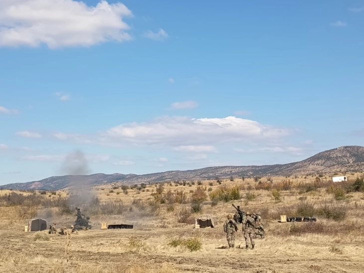 Boran howitzers and new Army uniforms promoted at Krivolak