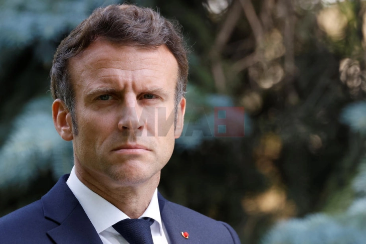 Makroni për sot ka thirrur një takim me liderët politik në Francë, por pa të djathtën ekstreme dhe të majtën radikale