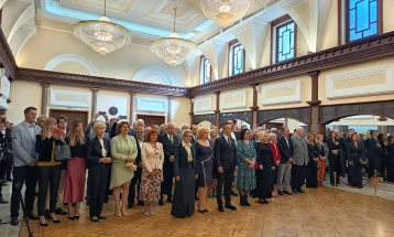 October 11 State Award given at ceremony in Parliament