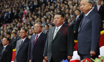 Северна Кореја и Виетнам потпишаа договори за соработка во одбраната, надворешните работи и здравството