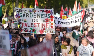 Во Лондон одржани пропалестински и произраелски собири