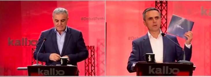 Касами:  Го градам и патот и училиштето на противничкиот кандидат во неговото село