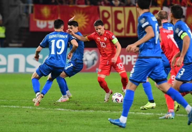 По првото полувреме во Скопје мрежите мируваат, македонските фудбалери немаат решение за гостите од Казахстан