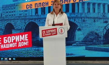 Shukova: Ndërmarrjet publike janë të robëruara nga interesat partiake