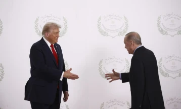 Трамп: Ердоган би можел да помогне во завршувањето на војната во Украина 