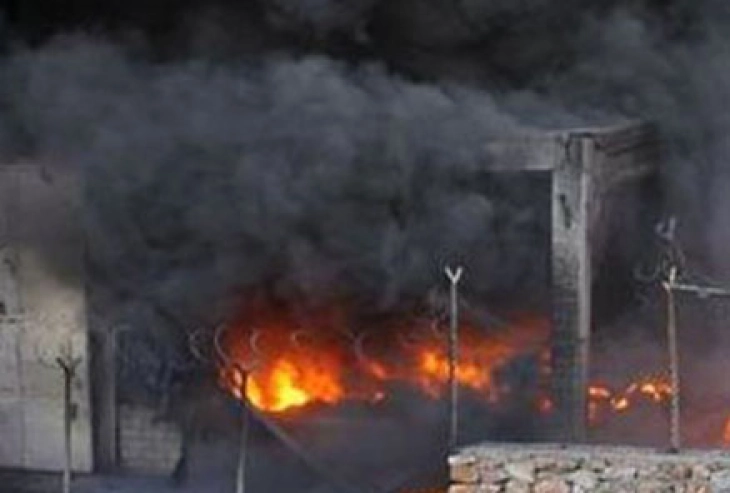 Девет текстилни работници загинаа во пожар во  фабрика во Бангладеш