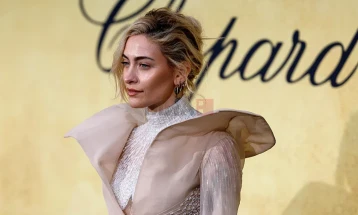 Судски документи: Ќерката на Мајкл Џексон добила 65 милиони долари од имотот