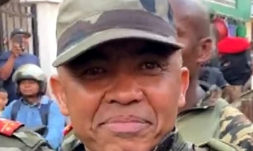 Водачот на воениот преврат на Мадагаскар ја презема функцијата претседател