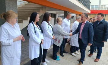 Në spitalin e Gostivarit kanë filluar operacionet ortopedike