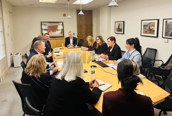 Dimitrieska-Koçoska takohet me përfaqësues të Thesarit të SHBA-së: Thellimi i bashkëpunimit për transparencë dhe efikasitet më të madh në menaxhimin e fondeve publike