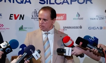 Раководството на Комората на Северозападна Македонија на средба со кандидатот за градоначалник на Гостивар, Висар Адеми