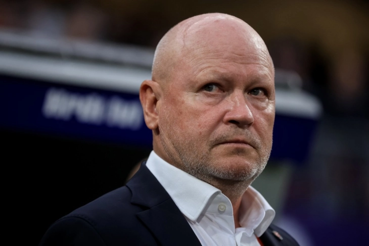 Czech Republic dismiss coach Hasek after defeat to Faroe Islands