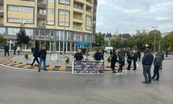 Parents of Kochani fire victims suspend blockades, say they expect fair trial