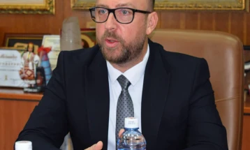 Ministri Lutkov për vizitë pune në Ohër dhe Strugë