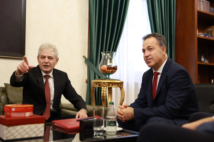 Ahmeti nga Tirana: Rruga drejt Brukselit është rrugë e përbashkët