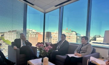 Minister Dimitrieska-Kochoska meets IMF representatives