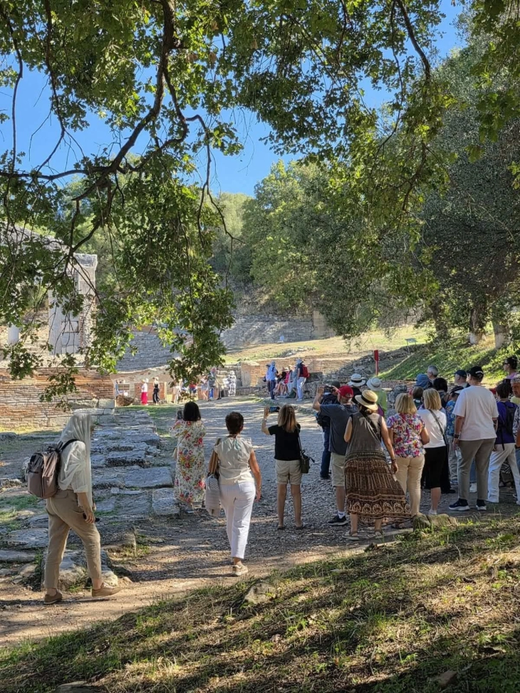 Për nëntë muaj Shqipërinë e kanë vizituar mbi 10.2 milionë turistë