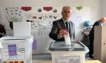 Deklaratë e kandidatit të pavarur për kryetar të Strugës Mendi Qyra (EMBARGO për publikim deri në orën 19:00)