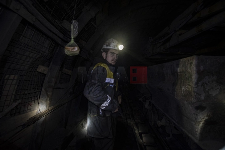 Rusia sulmoi një minier qymyri në rajonin Dnjepropetrovsk të Ukrainës