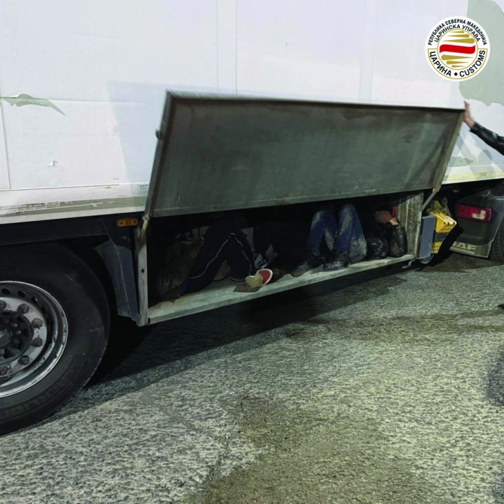 Цариниците спречиле обид за криумчарење мигранти