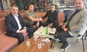 Димитриевски на средба со Меџити: Од ВРЕДИ добив поддршка за вториот круг во Куманово