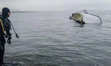 Boat sinks off Tunisian coast, killing 40 migrants