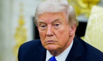 Трамп го демантираше „Волстрит журнал“дека одобрил Украина да користи ракети со долг дострел