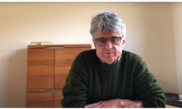 Vaksinologu Dr. Vanden Bosh ekskluzivisht për MIA-n: Mund të përballemi me një cunami të një lloji të ri, shumë më të rrezikshëm të koronavirusit për shkak të gabimeve të bëra. I vetmi ilaç me aktivitet të provuar antiviral është ivermektina