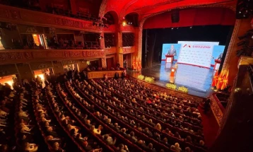 Mickoski: Nuk ka zgjedhje të parakohshme, është koha për një ofensivë të madhe në çdo plan, populli dëshiron standard më të mirë