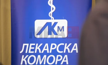 Лекарска комора: д-р Кузмановски мора да помине тримесечна обука и да полага испит за  продолжување на лиценцата за работа