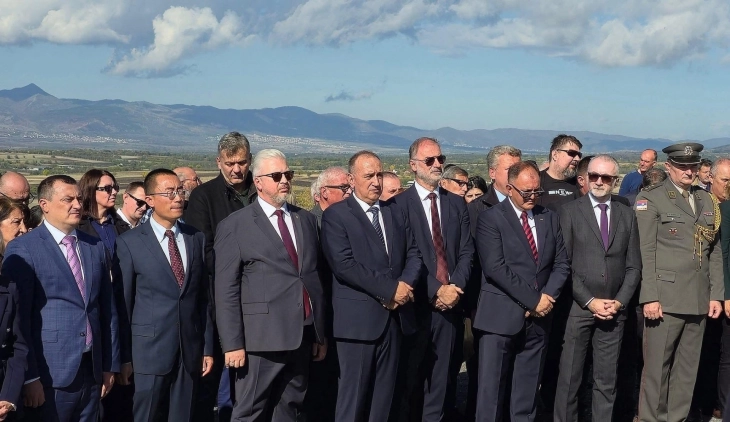 BDI: Sindromin e Gazimestanit VLEN e manifestoi me ambasadorin rus dhe rusofilin Stoiljkoviq