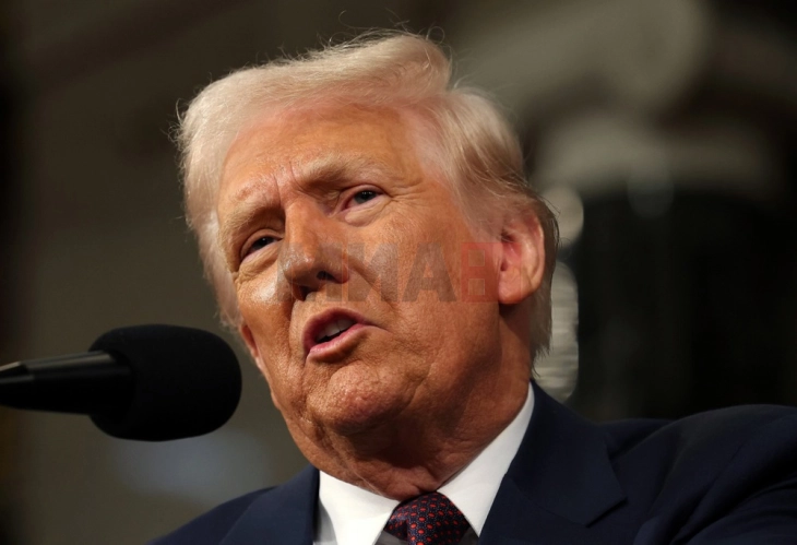 Трамп: Би се сретнал со Ким Џонг Ун ако сака, можеби би ја продолжил турнејата