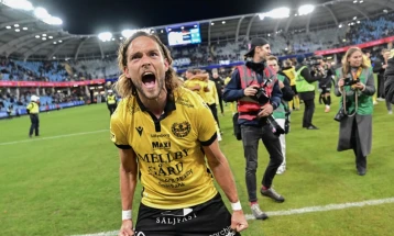 Mjalbi vazhdon të shkruaj histori në futbollin suedez