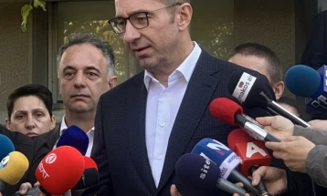 Mickoski: Pres që problemi me mbeturinat të zgjidhet brenda 72 orëve pasi Gjorgjievski të fitojë dhe të marrë udhëheqjen e Qytetit të Shkupit