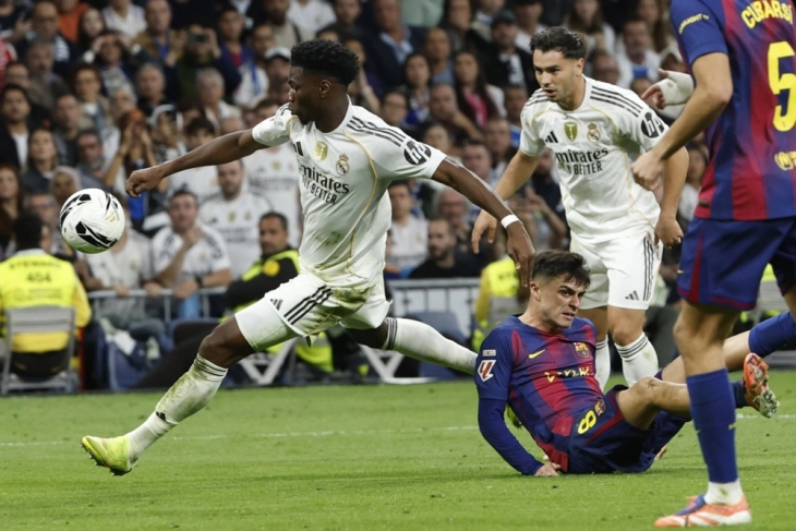 Венгер: Дербито Реал – Барселона наликуваше на дуел меѓу мажи и момчиња