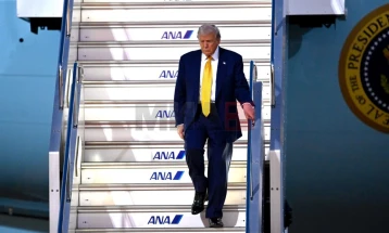 Трамп за Русија: Имаме нуклеарна подморница покрај нивниот брег, не мораме да пукаме од далечина