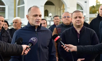 Filipçe: Pushteti për një vit e gjysmë nuk i ka përmbushur premtimet ndaj qytetarëve