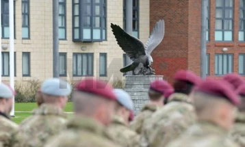 Kazermat ushtarake në Britaninë e Madhe do të përdoren për strehimin e azilkërkuesve