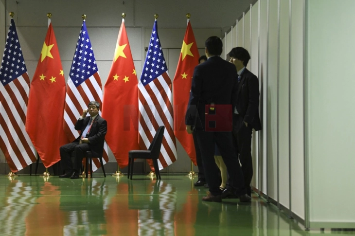 Кина потврди дека Си и Трамп ќе се сретнат утре во Јужна Кореја