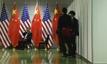 Кина потврди дека Си и Трамп ќе се сретнат утре во Јужна Кореја