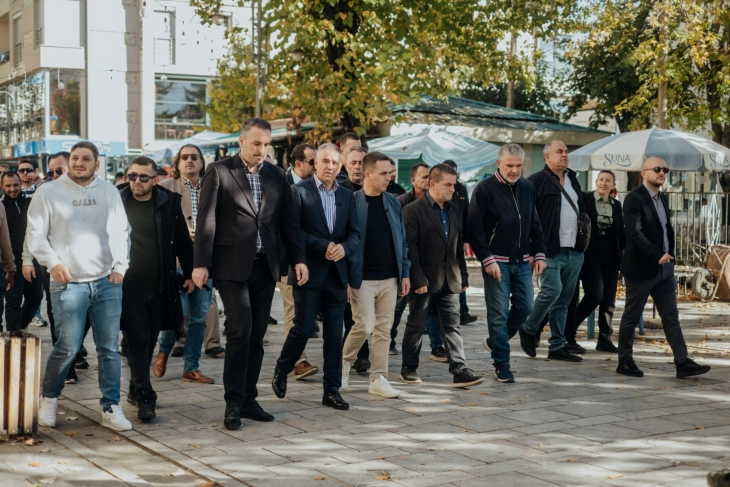 Поддршка од Касами за независниот кандидат за градоначалник на Струга, Менди Ќура