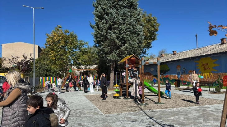 Во Велес отворено ново детско игралиште „Зоки Поки“ во чест на бизнисменот Љутков